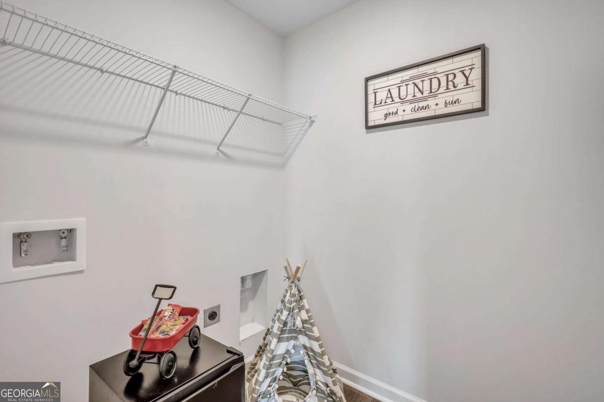 328 Elizabeth Drive Brunswick - 29