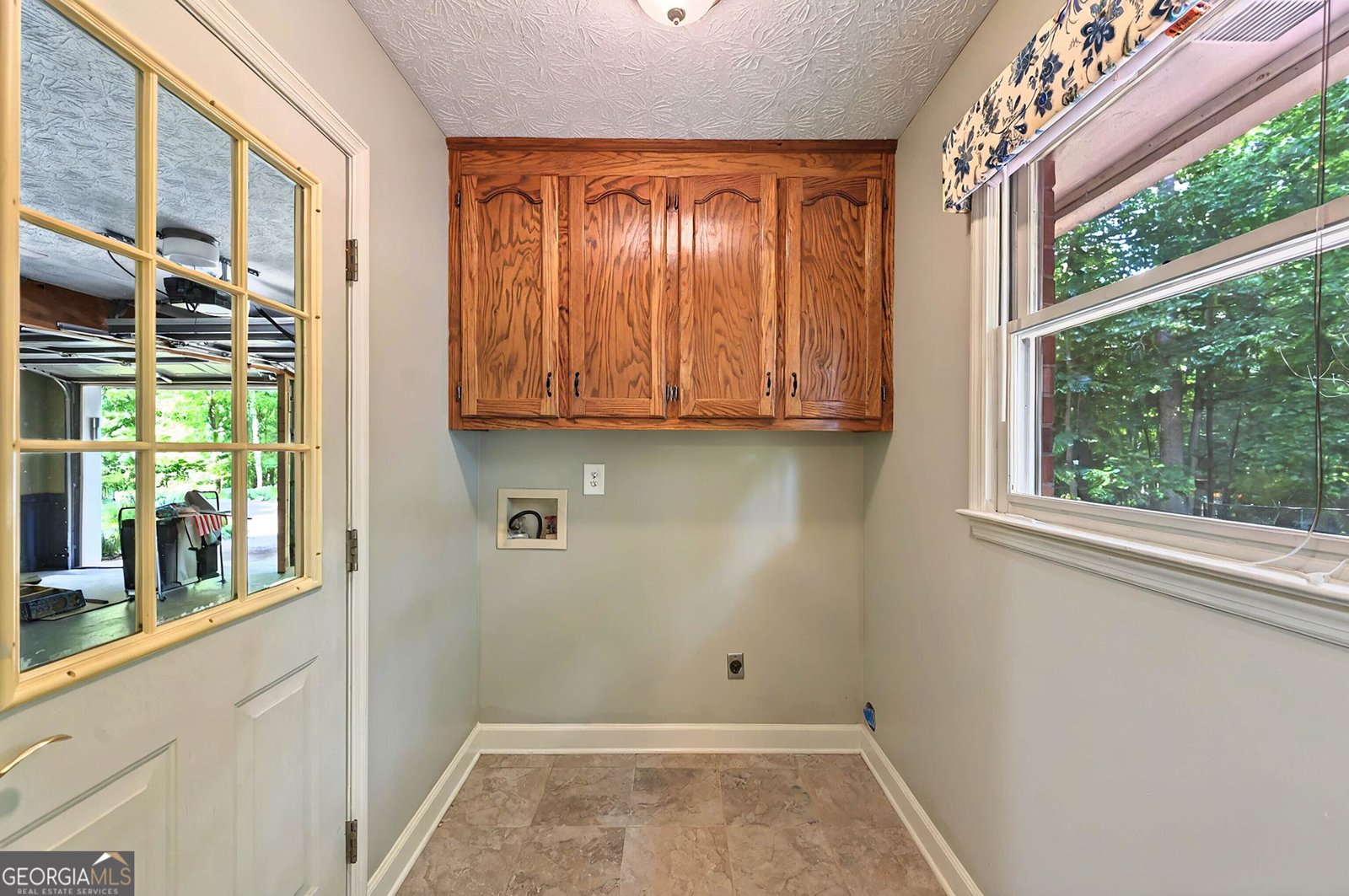 299 Fieldview Drive Auburn - 12