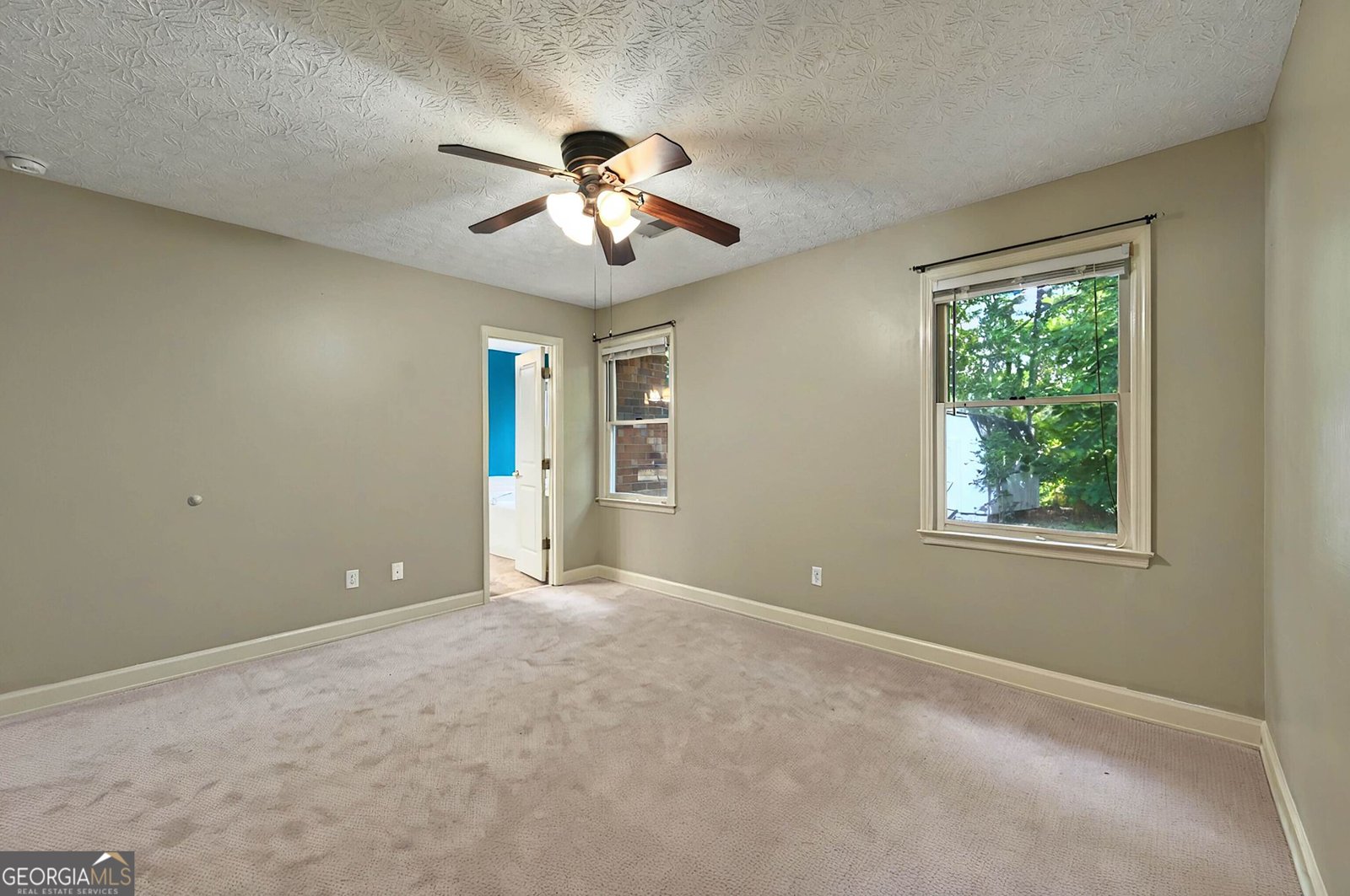 299 Fieldview Drive Auburn - 14