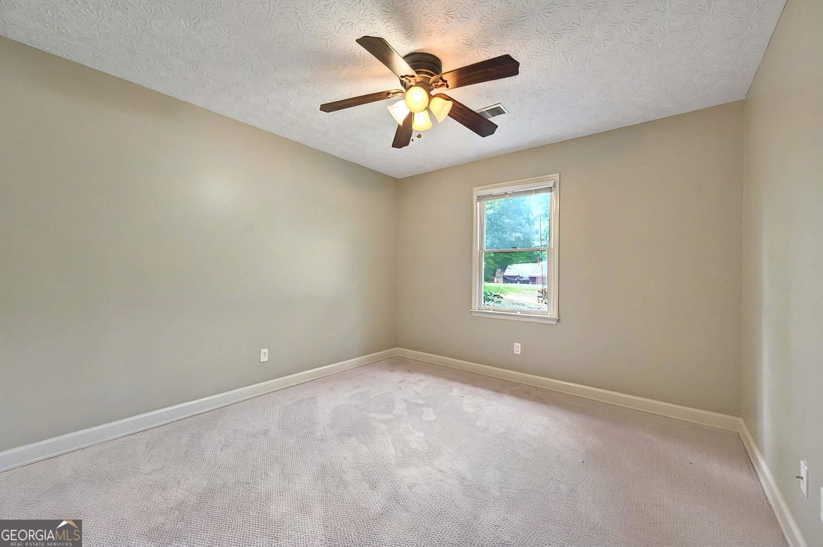 299 Fieldview Drive Auburn - 18