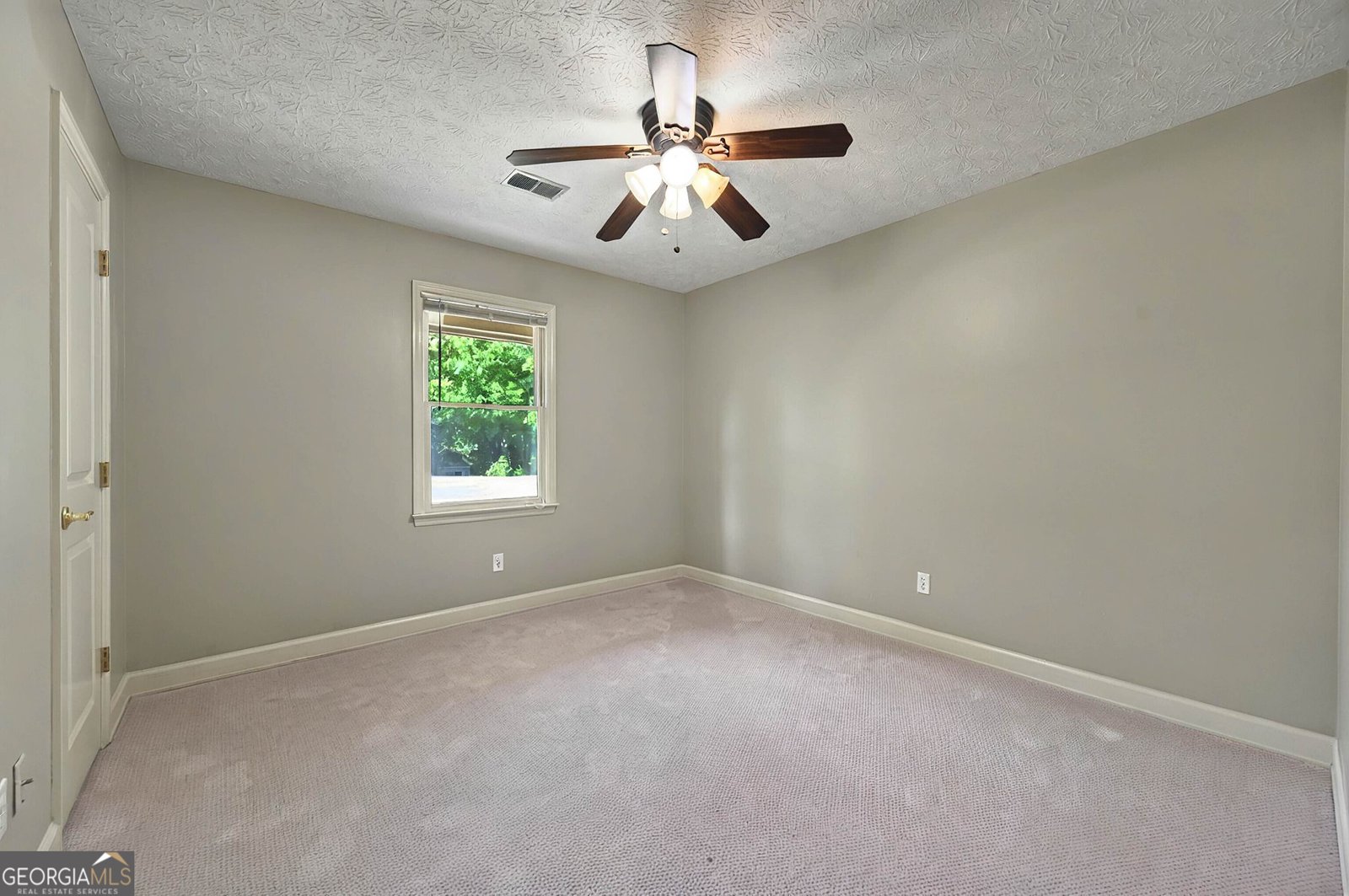 299 Fieldview Drive Auburn - 19