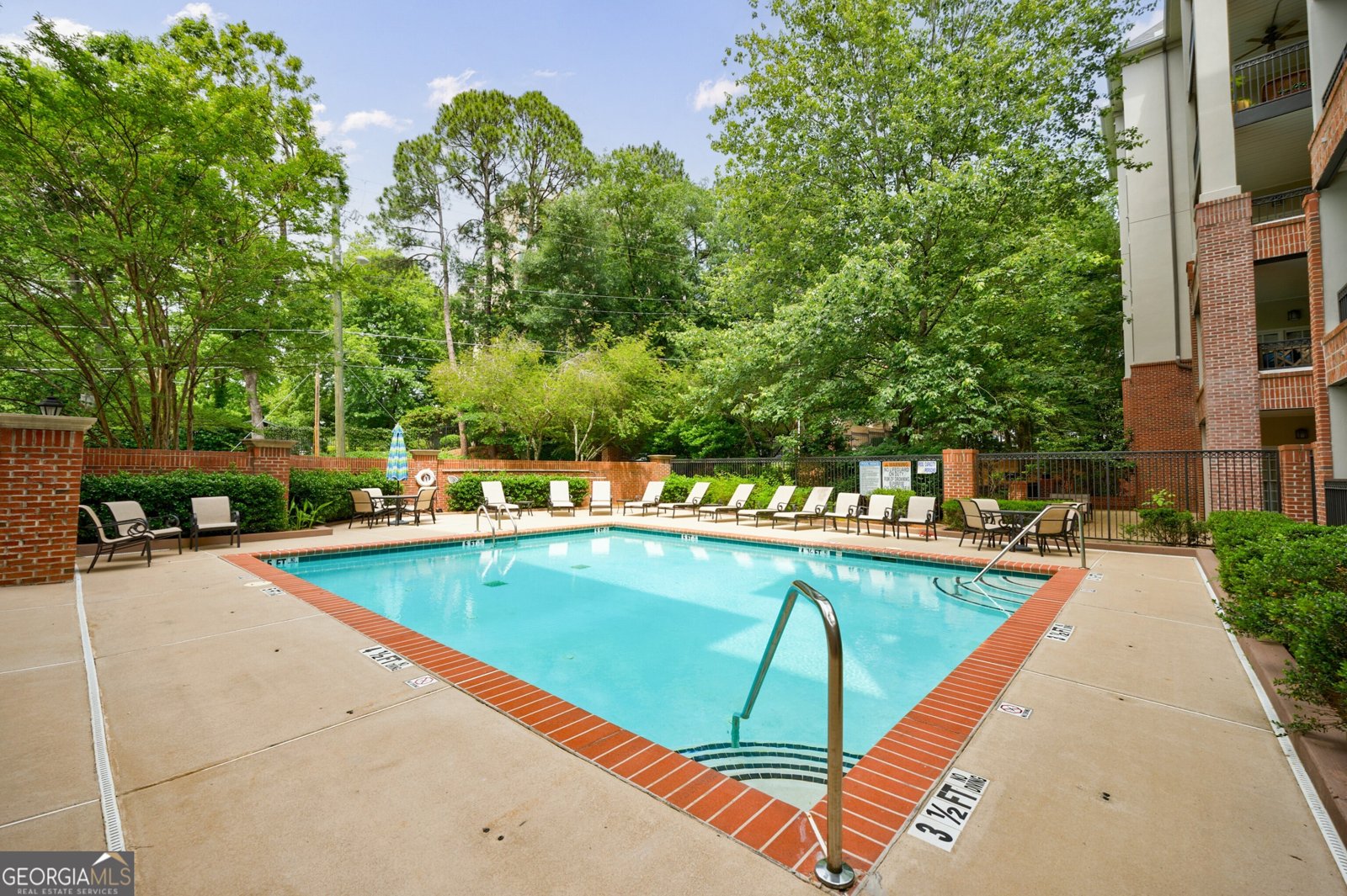 50 Biscayne Drive Atlanta - 2