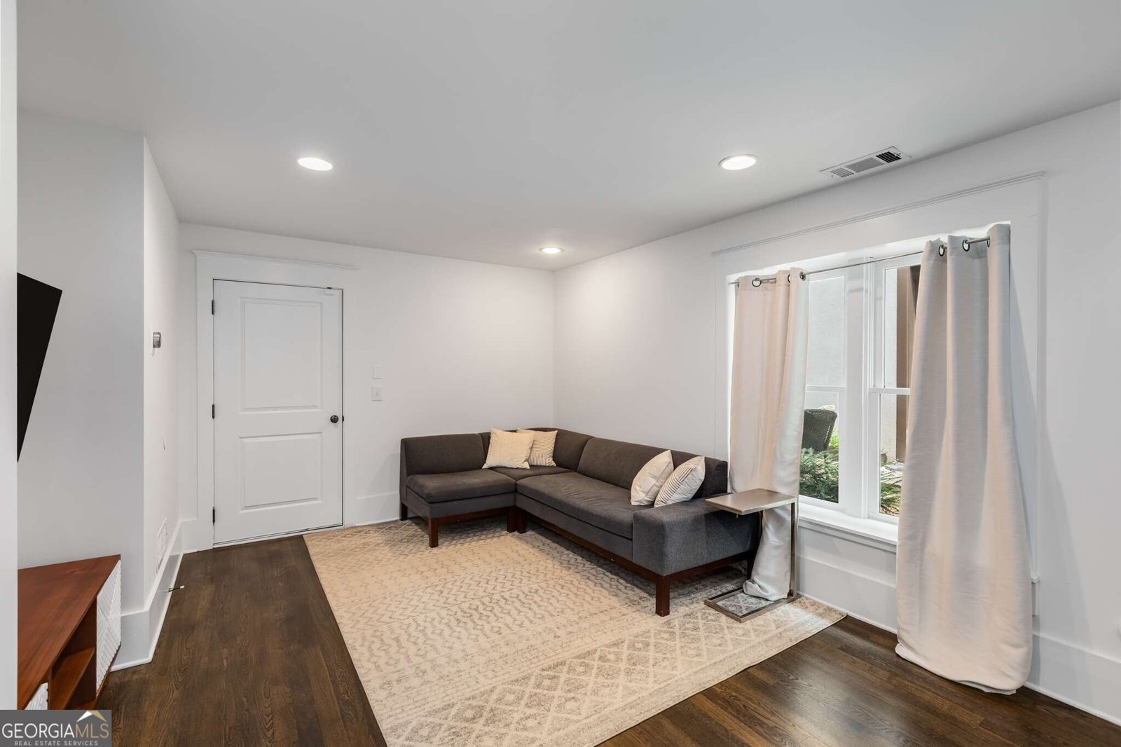 980 Faith Avenue Atlanta - 33