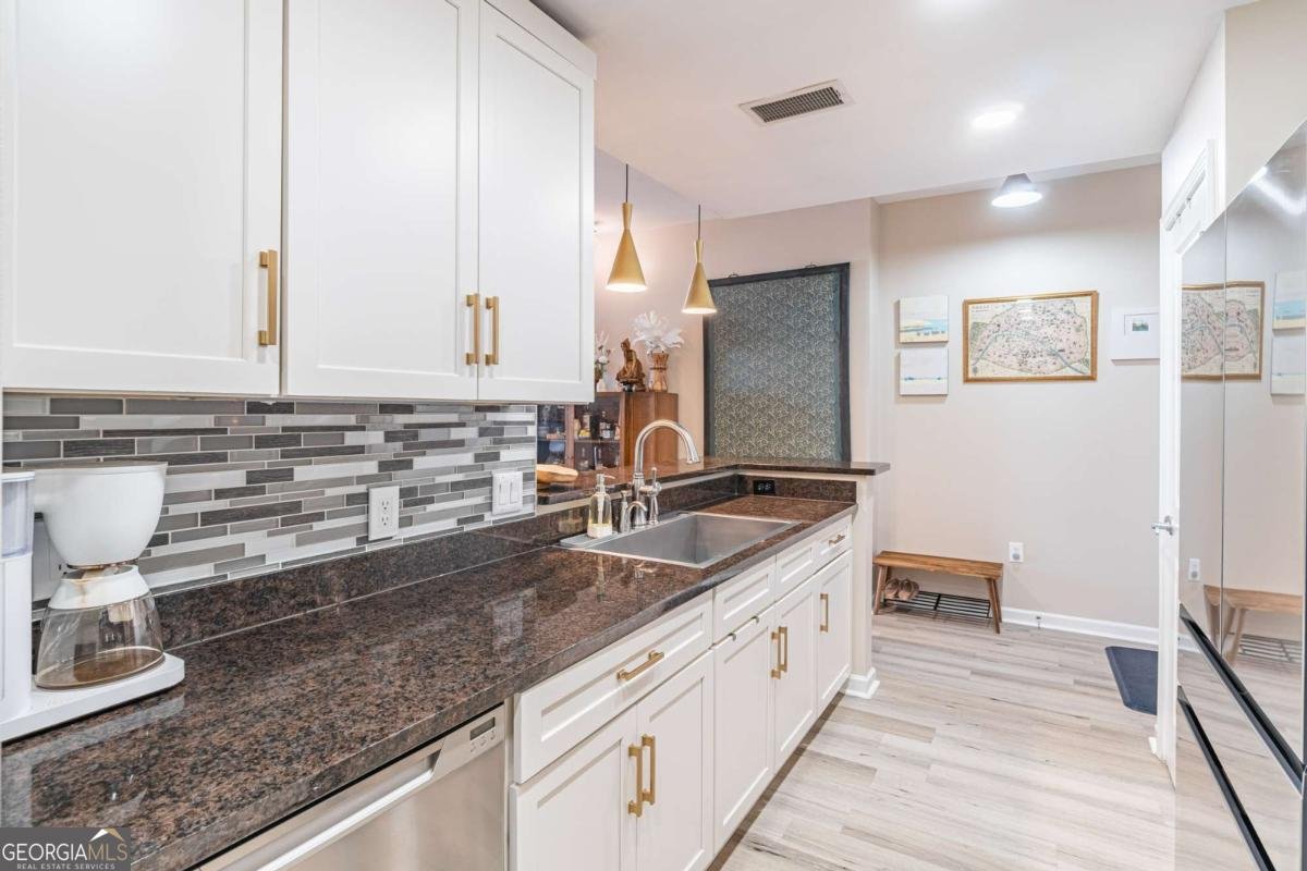 3040 Peachtree Road Atlanta - 15