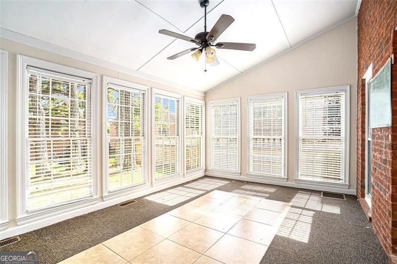5633 SOUTHLAND Drive Stone Mountain - 13