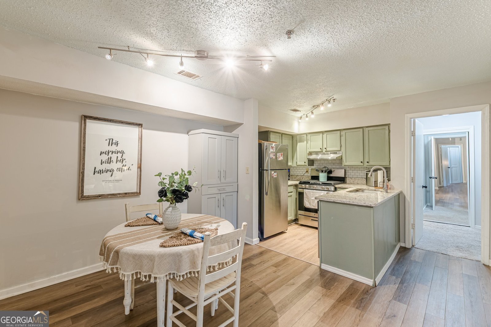 215 Cobblestone Trail Avondale Estates - 14