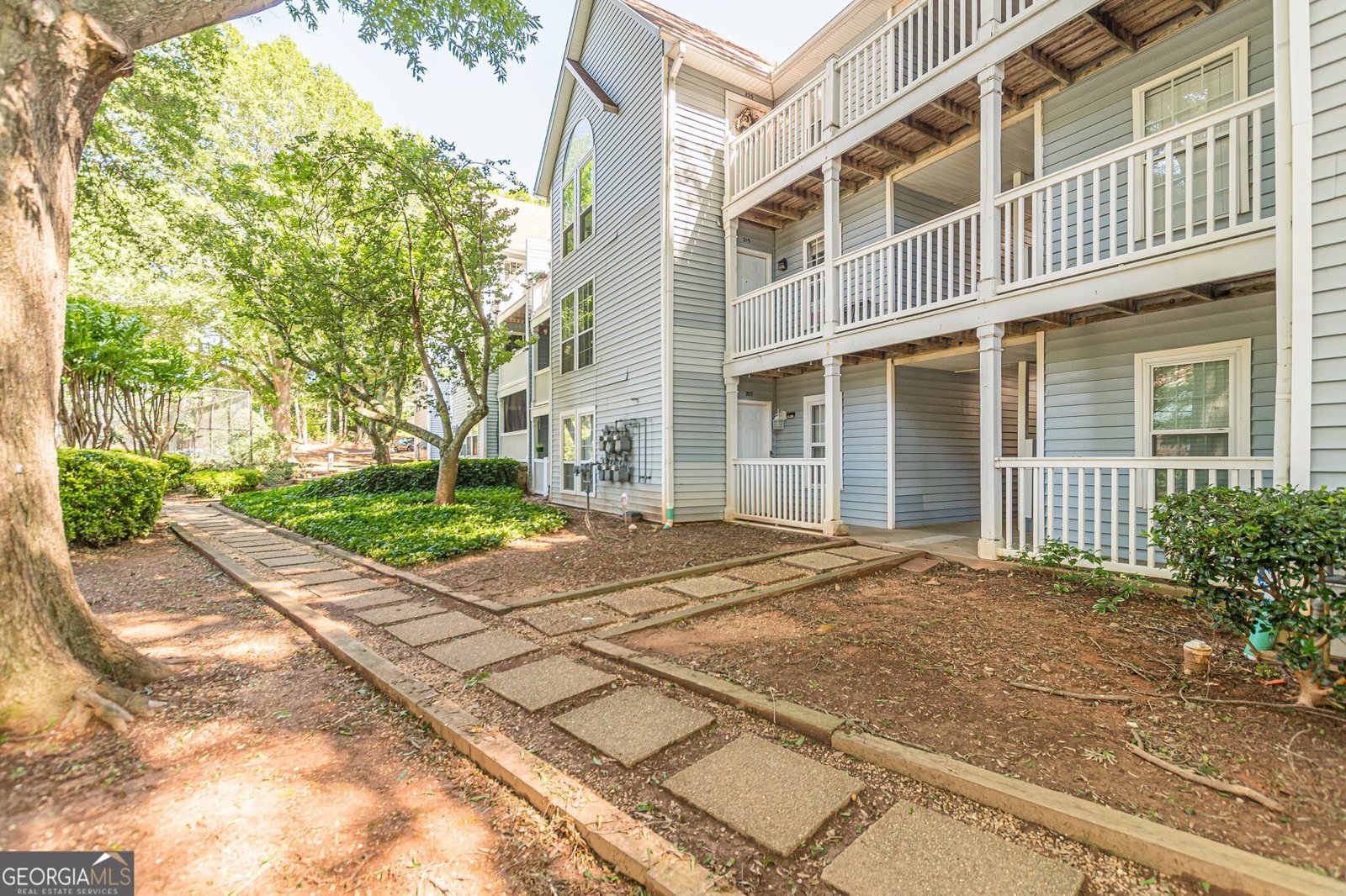 215 Cobblestone Trail Avondale Estates - 5