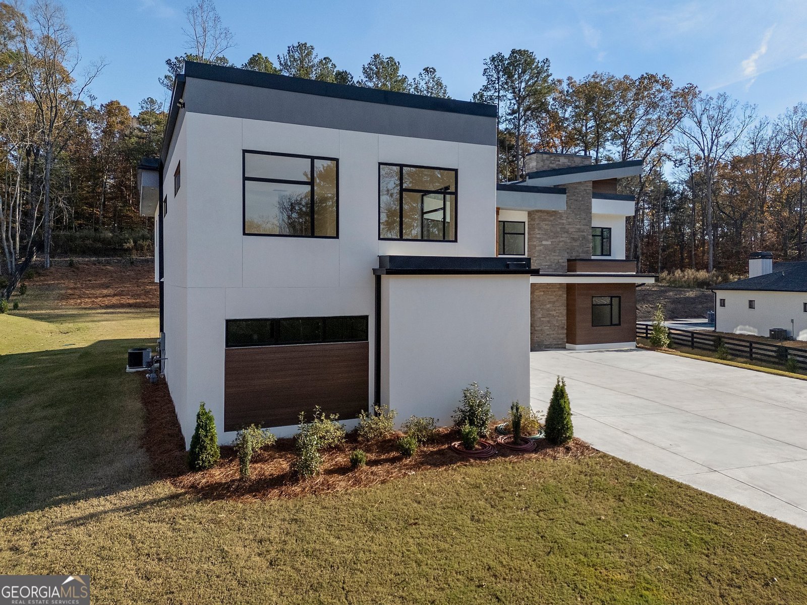 1678 Thomas Drive Hoschton - 75
