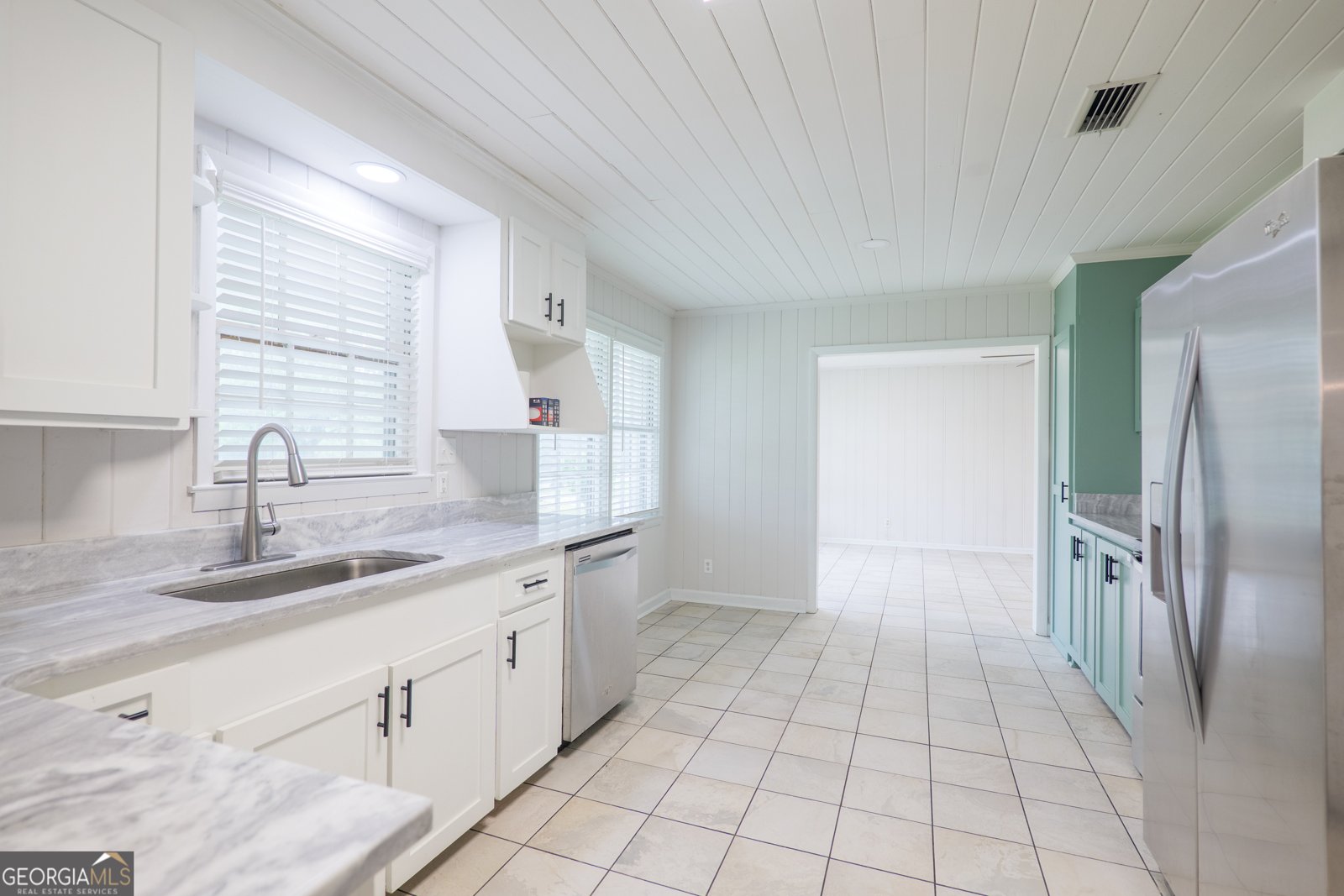 215 Main Street Hahira - 10