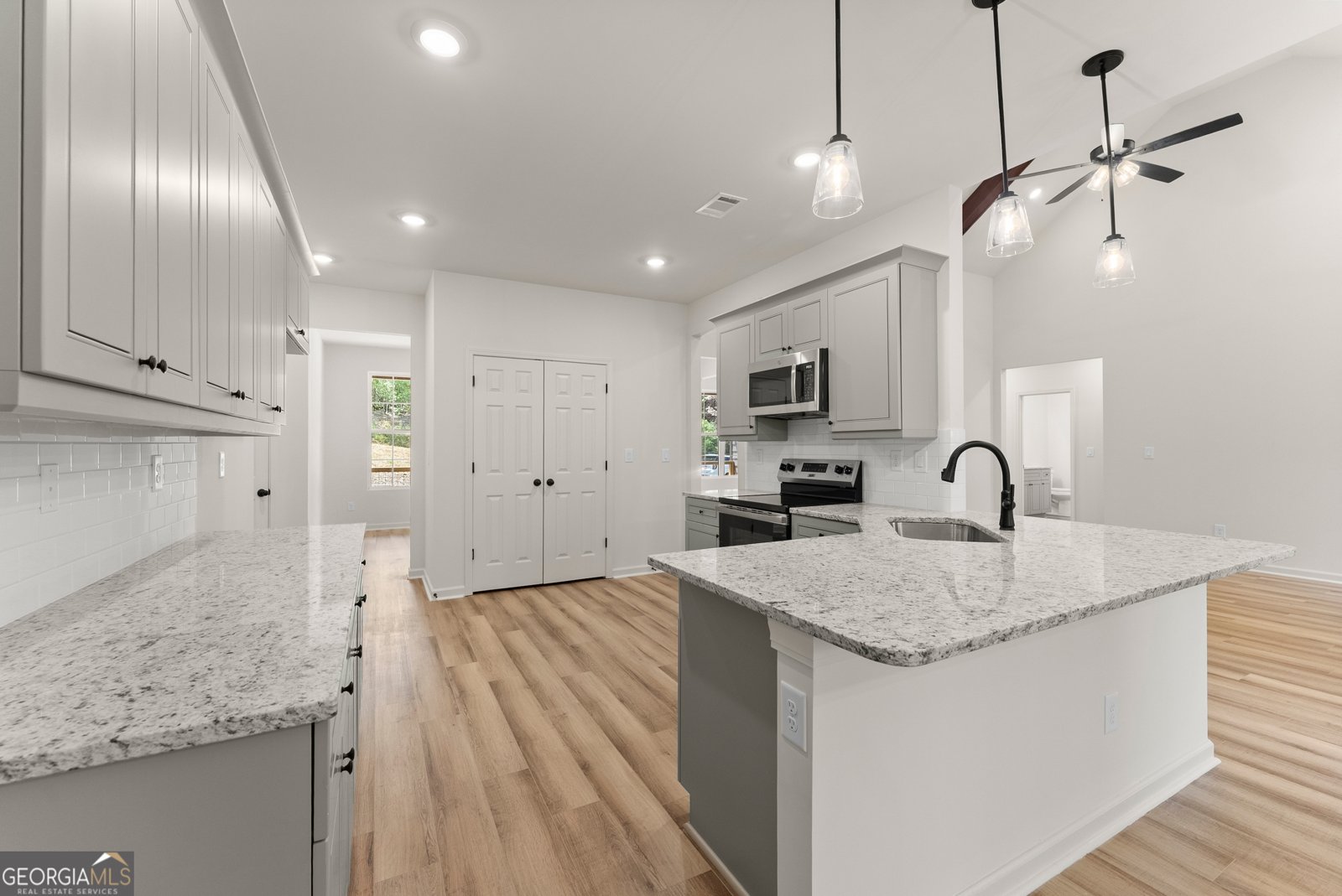 148 Chimney Ridge Cleveland - 11