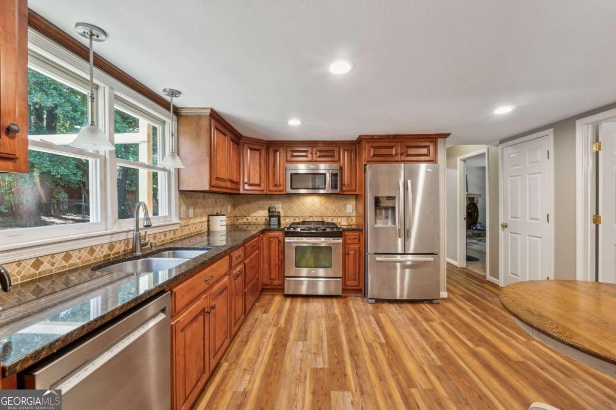 461 Village Green Court Lilburn - 10