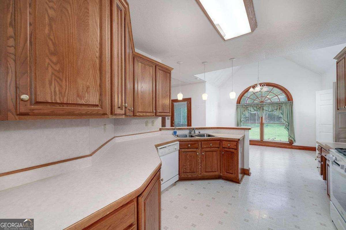 98 Country Acres Court Mcdonough - 4