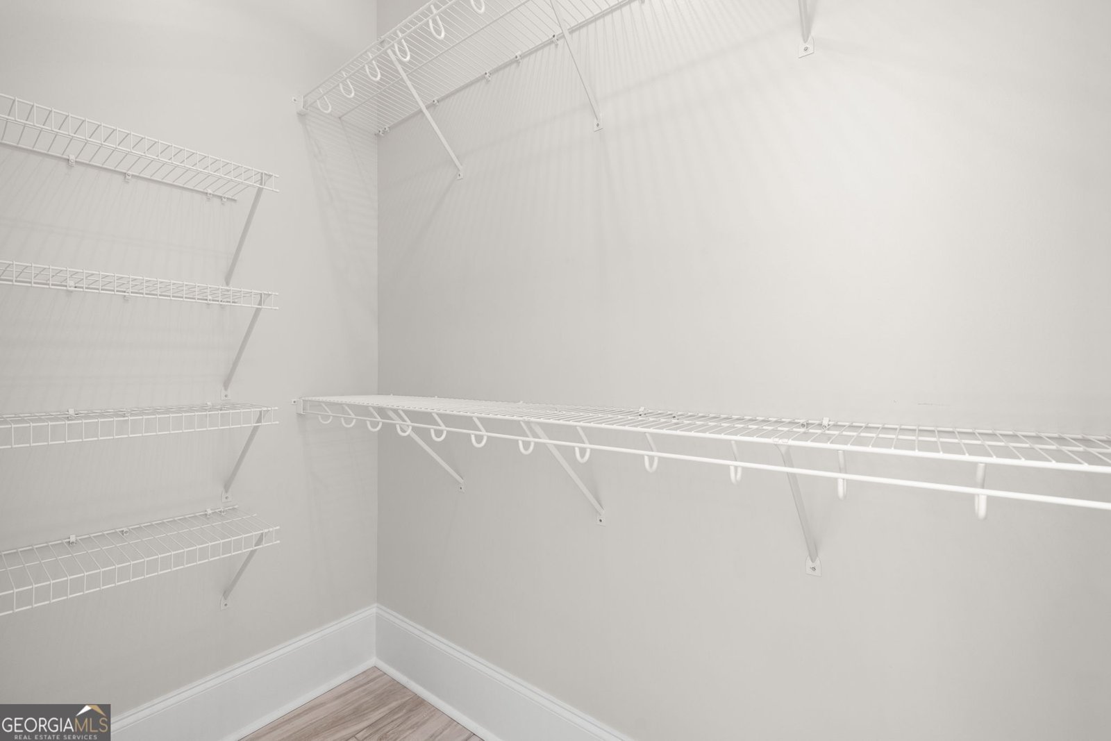 401 Roper Drive Clarkesville - 17