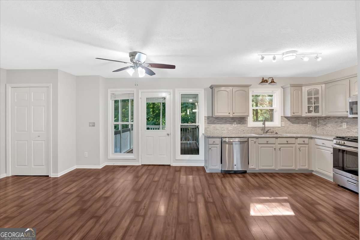 185 Waverly Walk Douglasville - 15