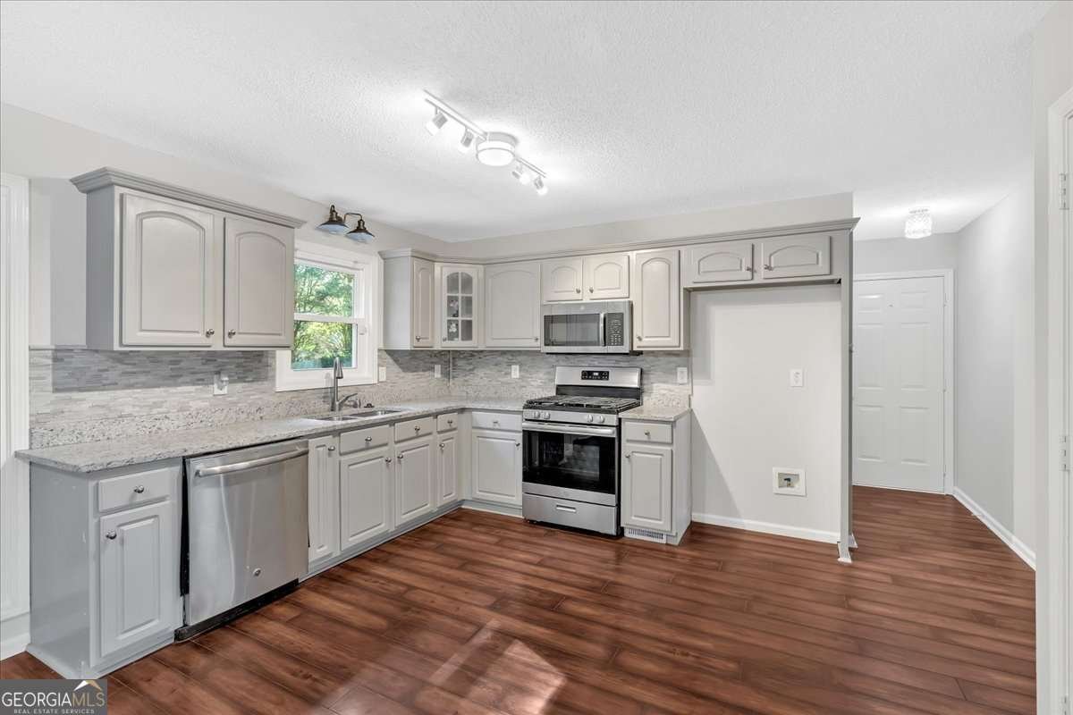 185 Waverly Walk Douglasville - 16