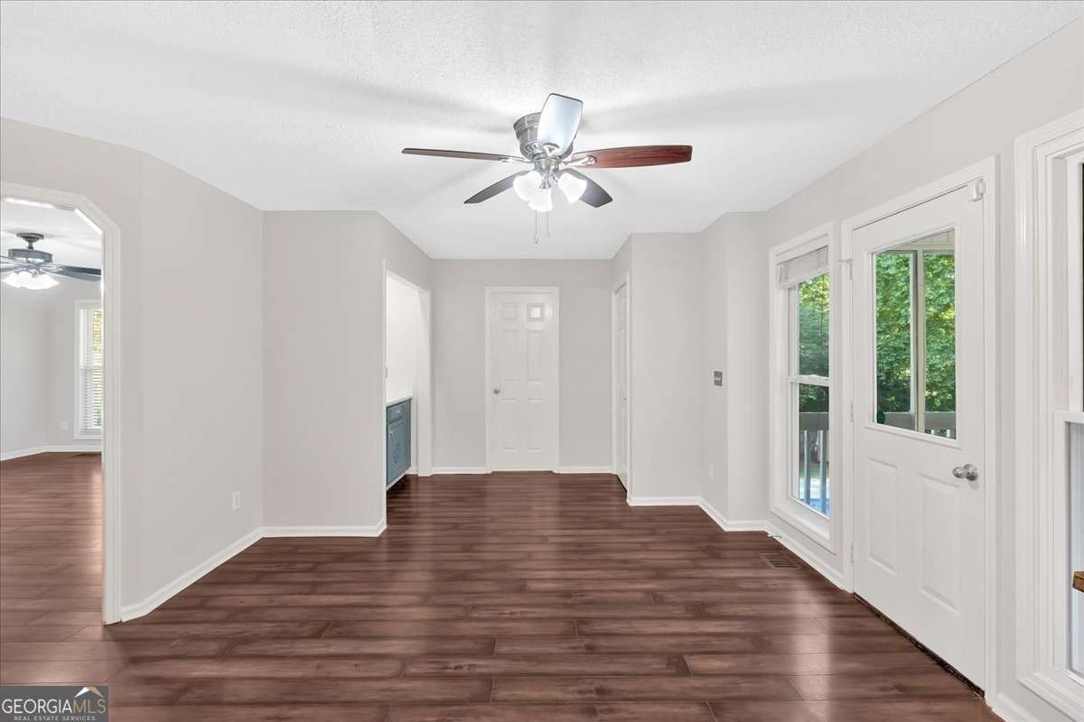 185 Waverly Walk Douglasville - 21