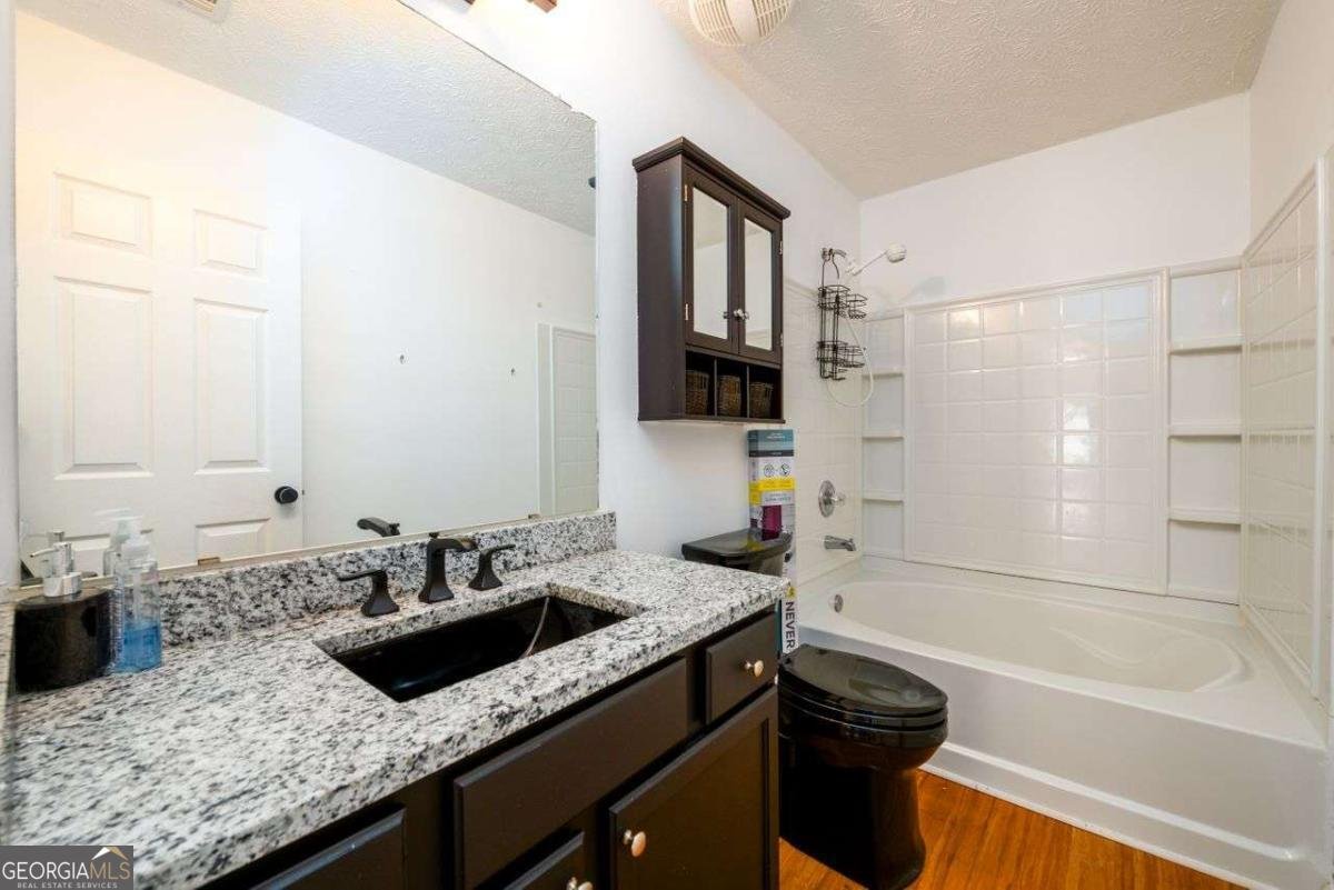 1045 PAPER CREEK Drive Lawrenceville - 32