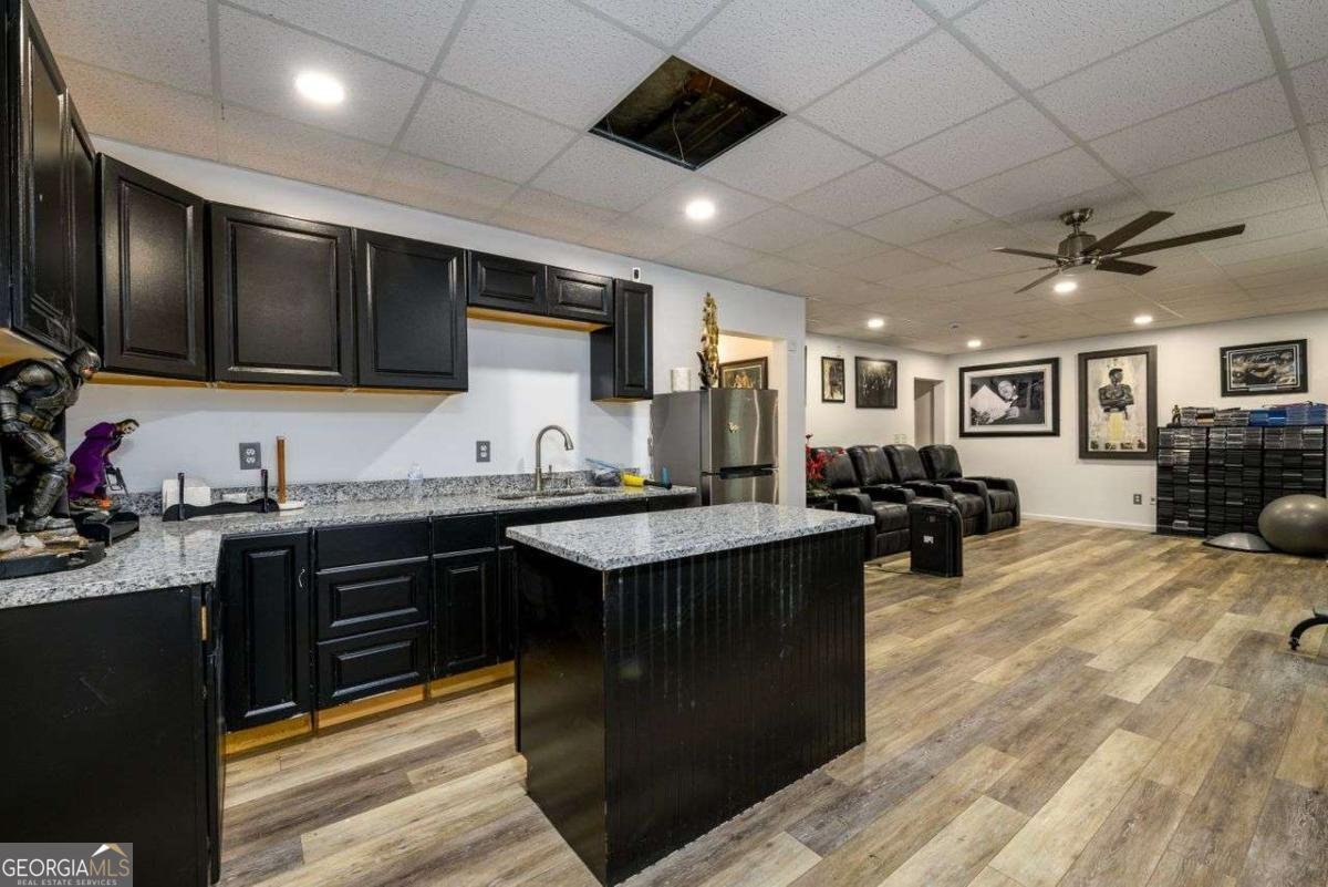 1045 PAPER CREEK Drive Lawrenceville - 35
