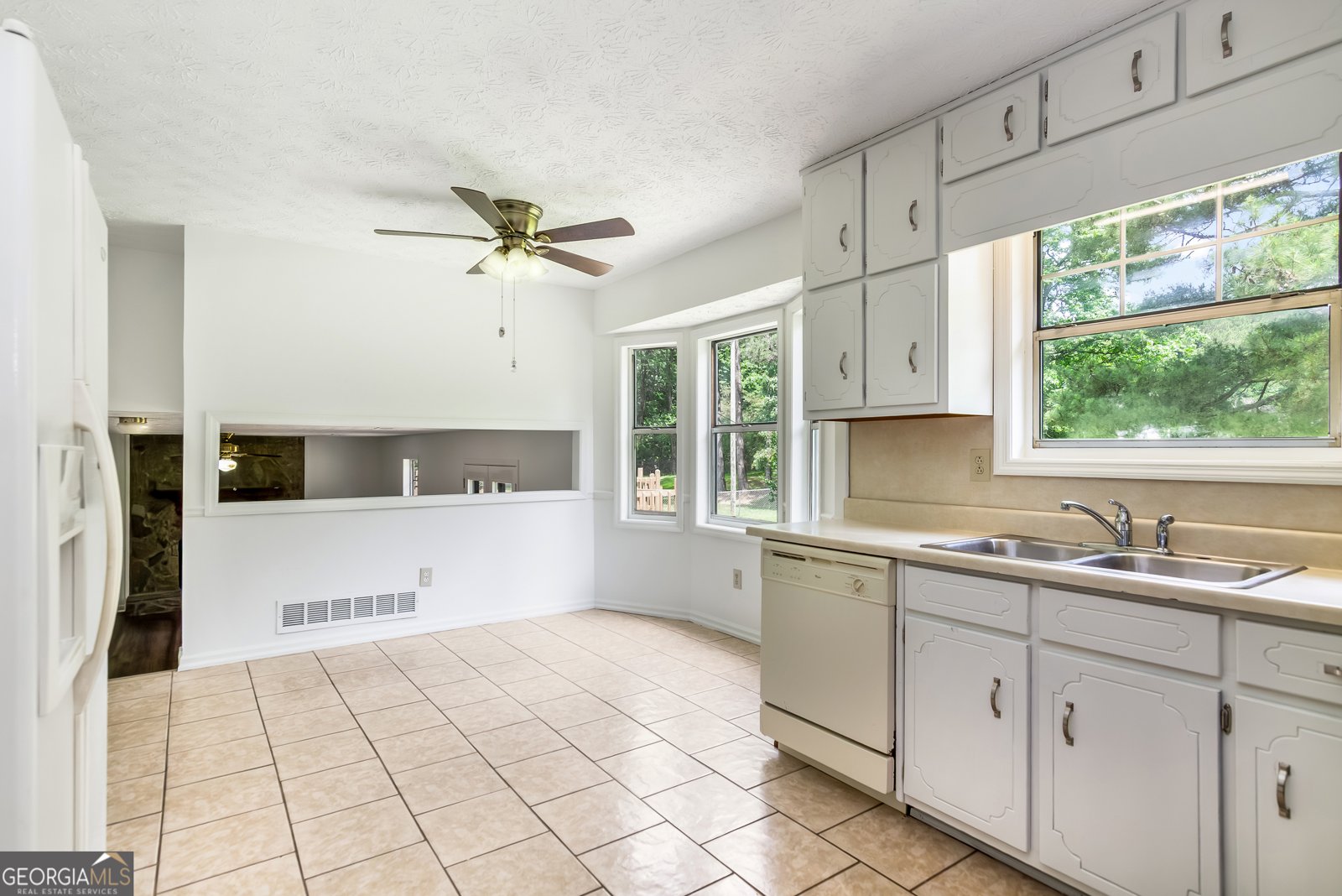 320 Edna Drive Stockbridge - 39
