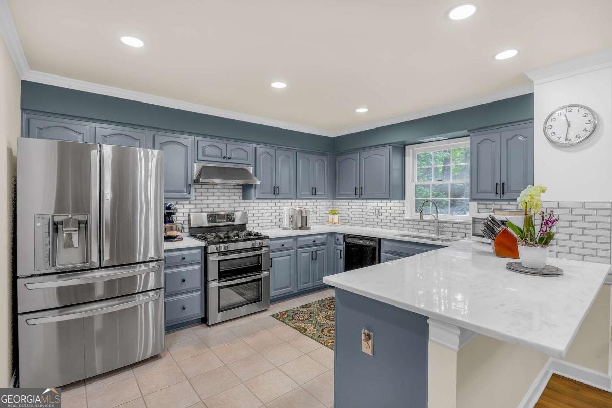 222 MOSSY Place Alpharetta - 7