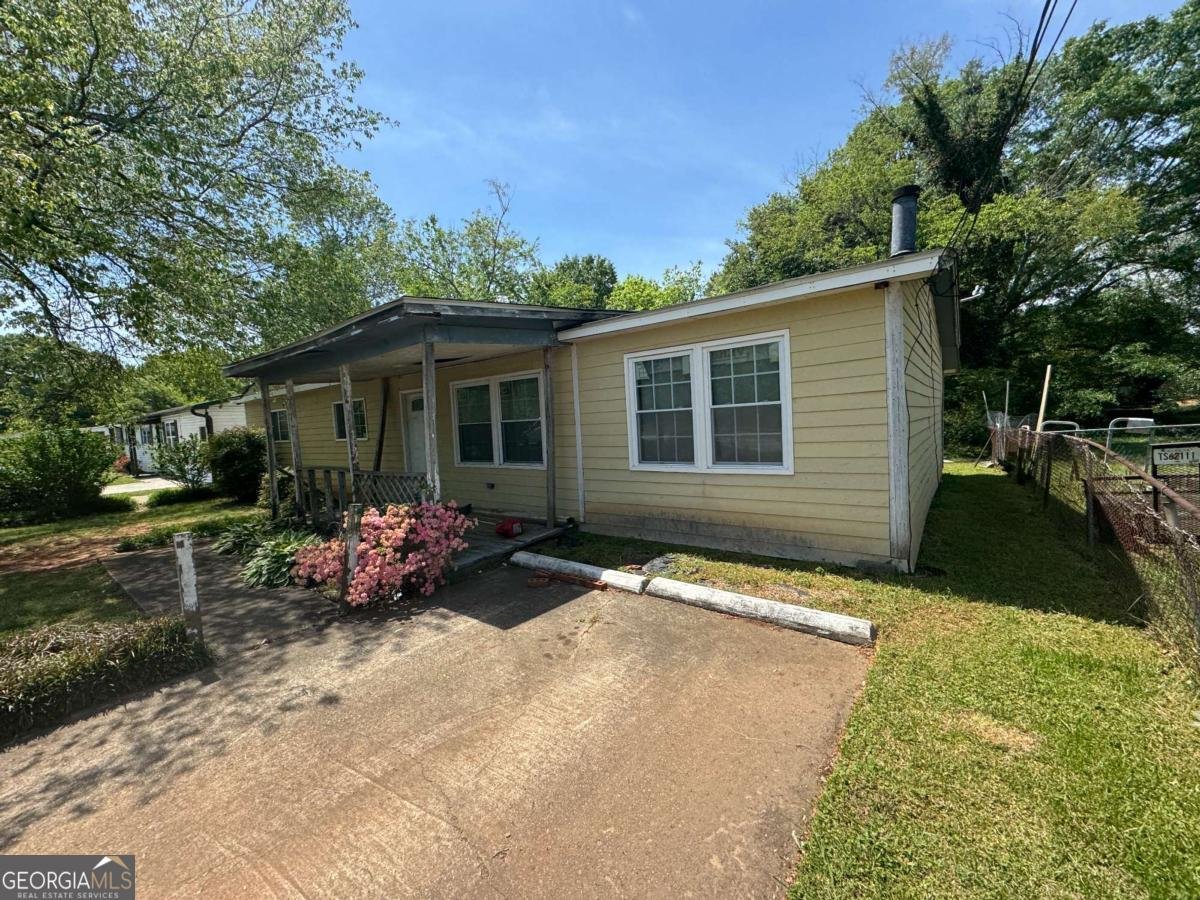 1017 Maxham Road Austell - 1