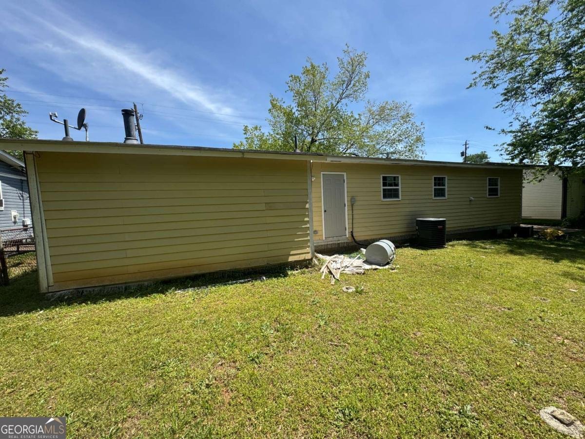 1017 Maxham Road Austell - 2