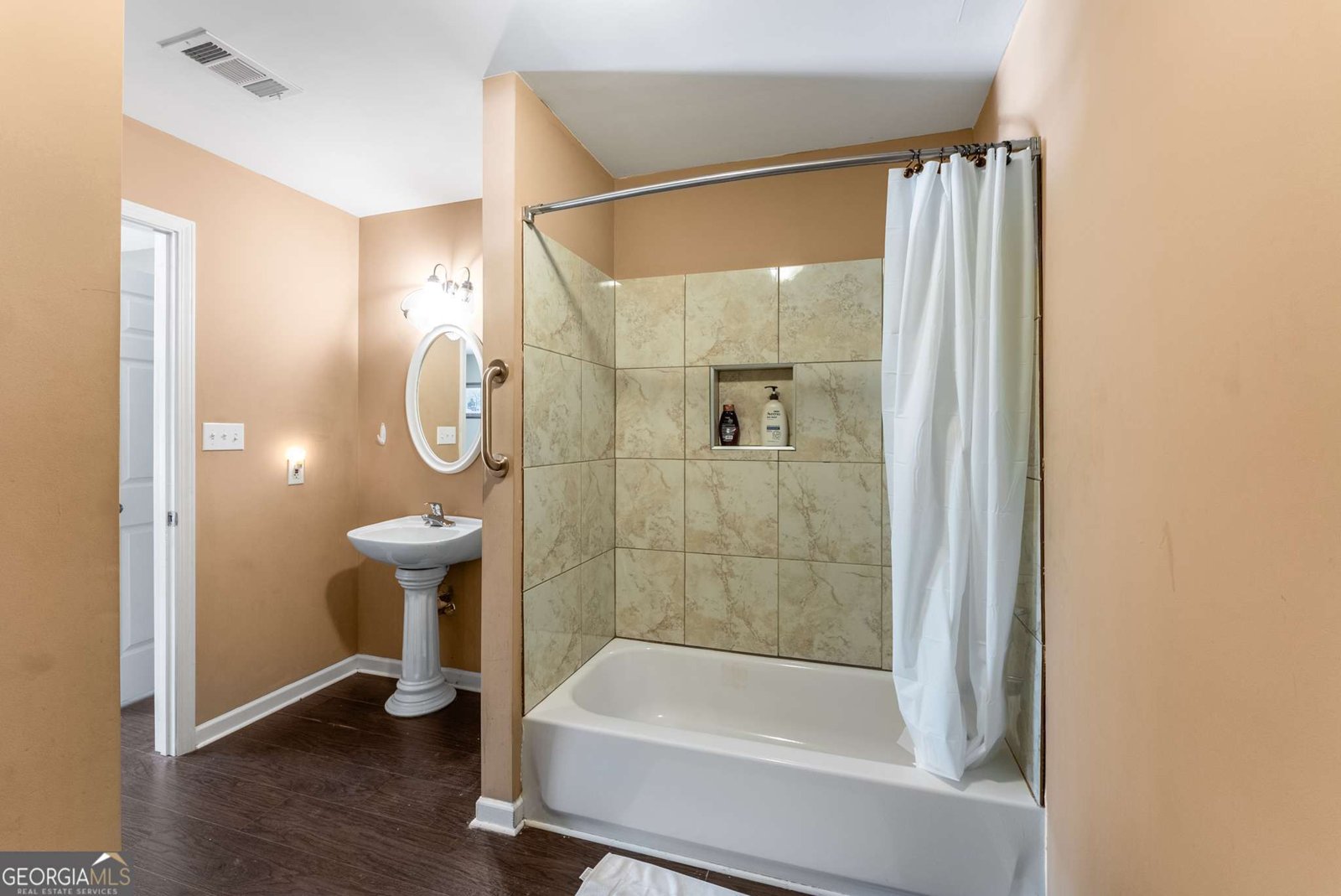 212 Postell Road Dallas - 25