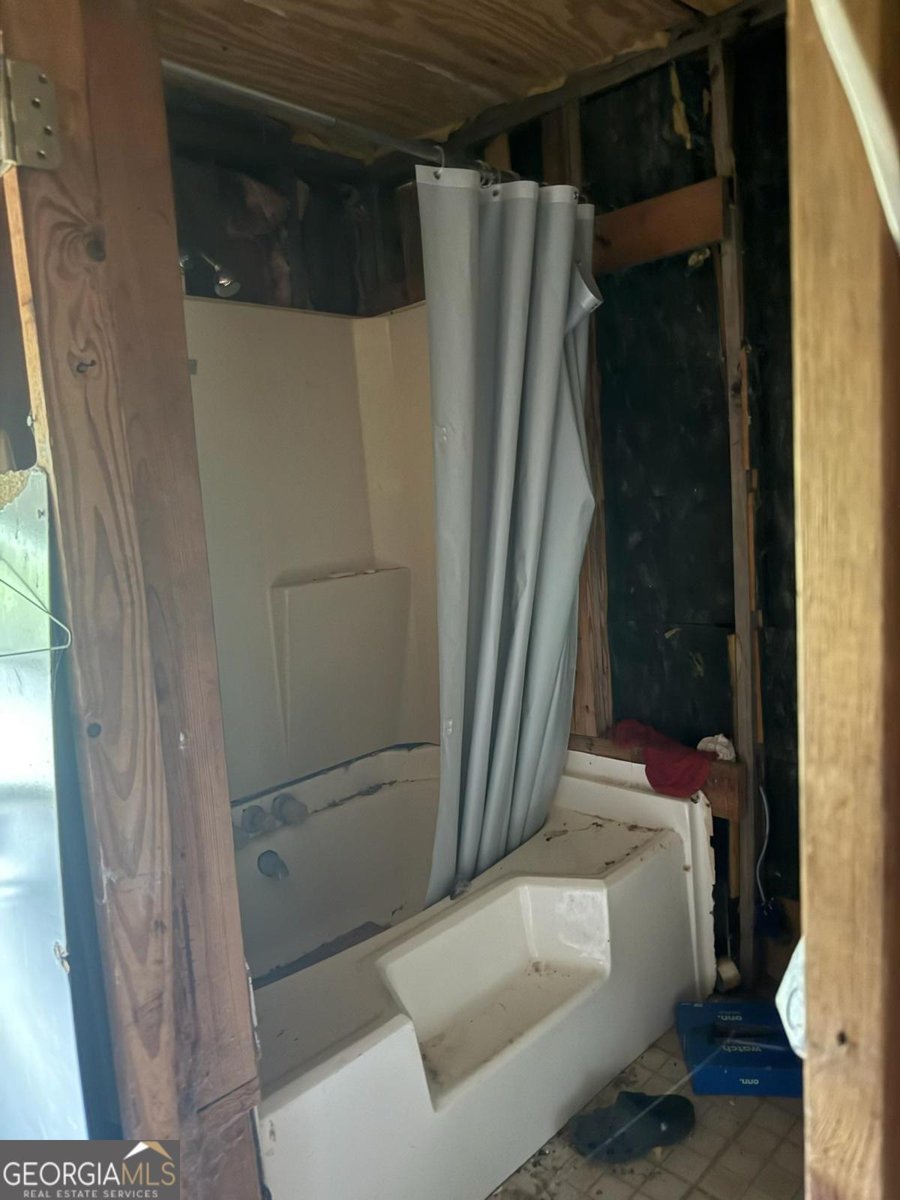 1618 Walls Road Sparta - 8