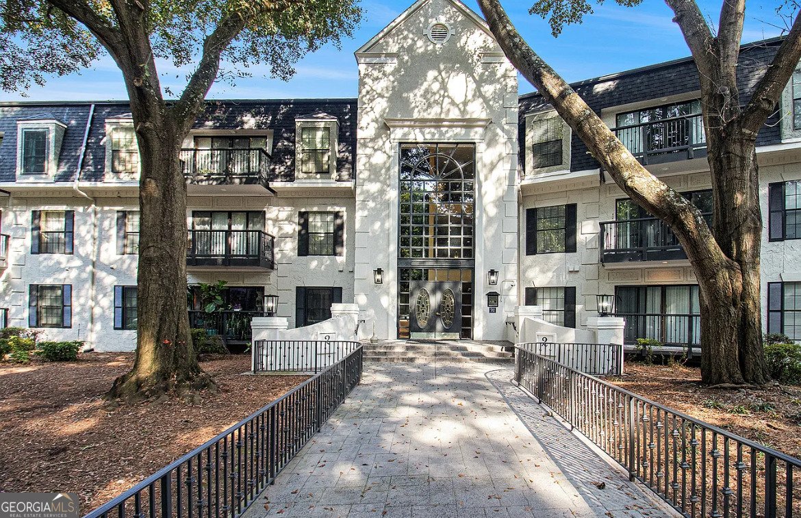 2119 Pine Heights Drive Atlanta - 1
