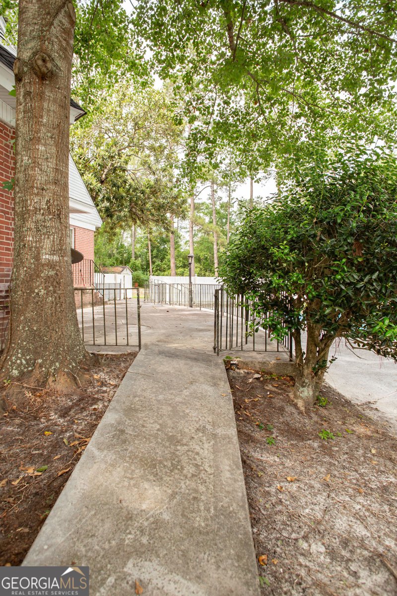 1701 Satilla Boulevard Waycross - 44