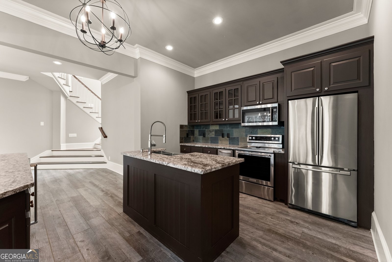 5610 Point West Drive Oakwood - 39