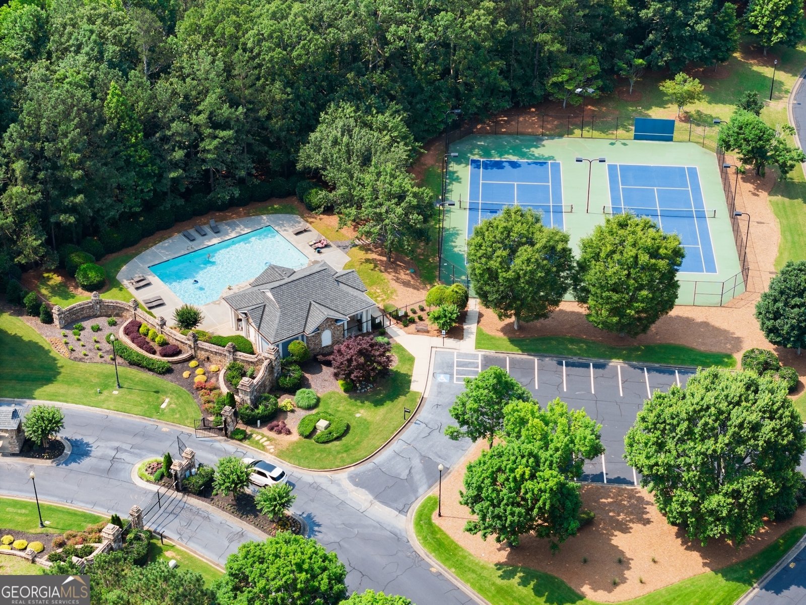 5610 Point West Drive Oakwood - 69