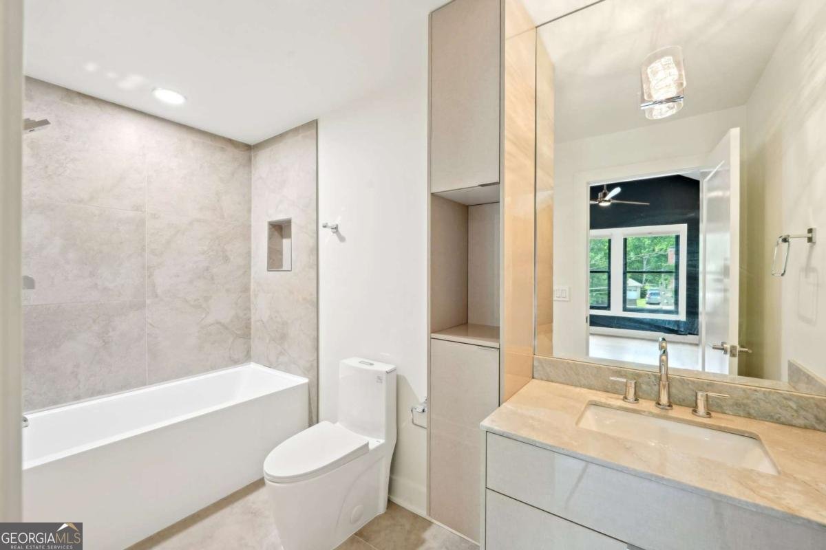 1815 Coventry Road Decatur - 47