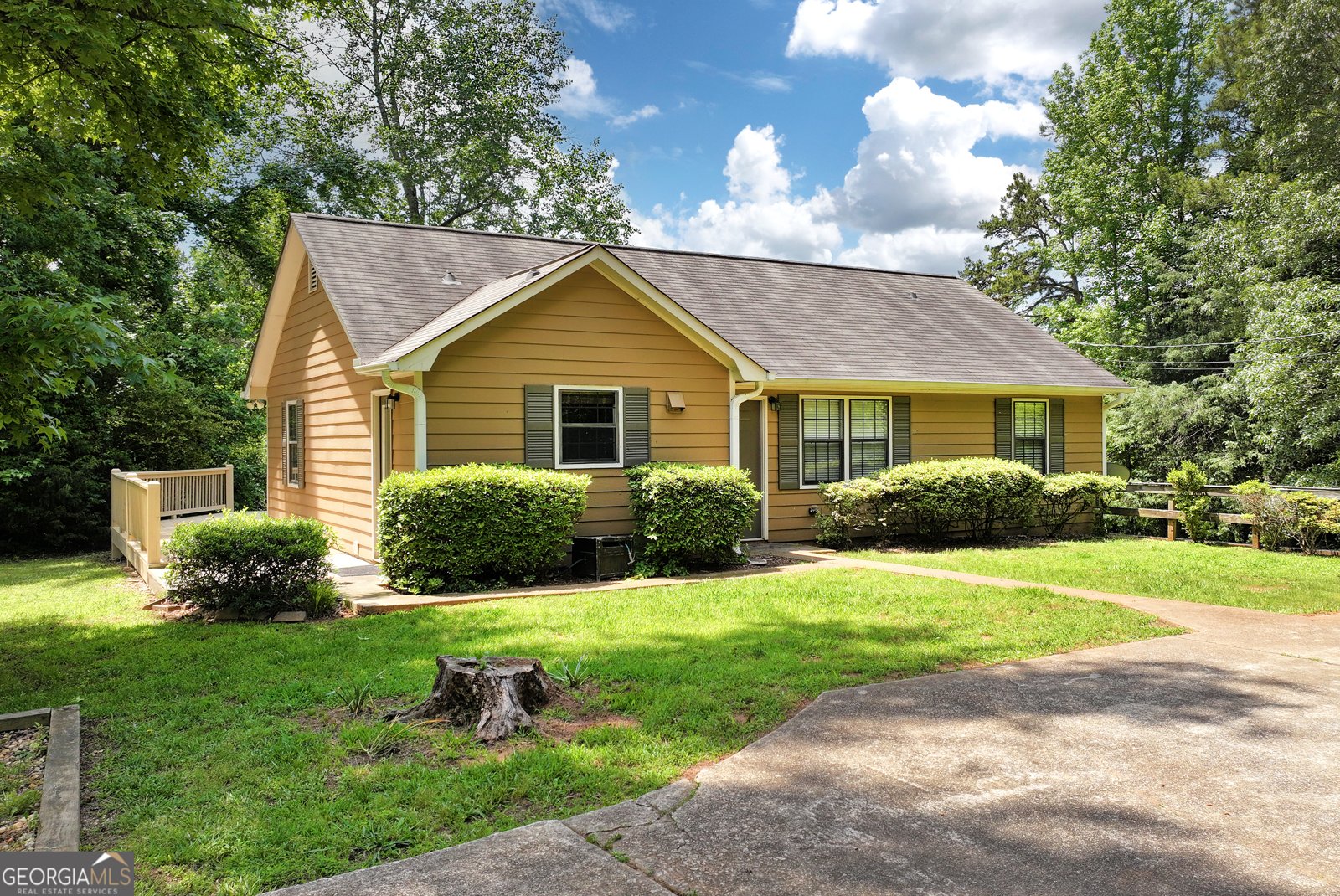 166 Walnut Cove Dawsonville - 2