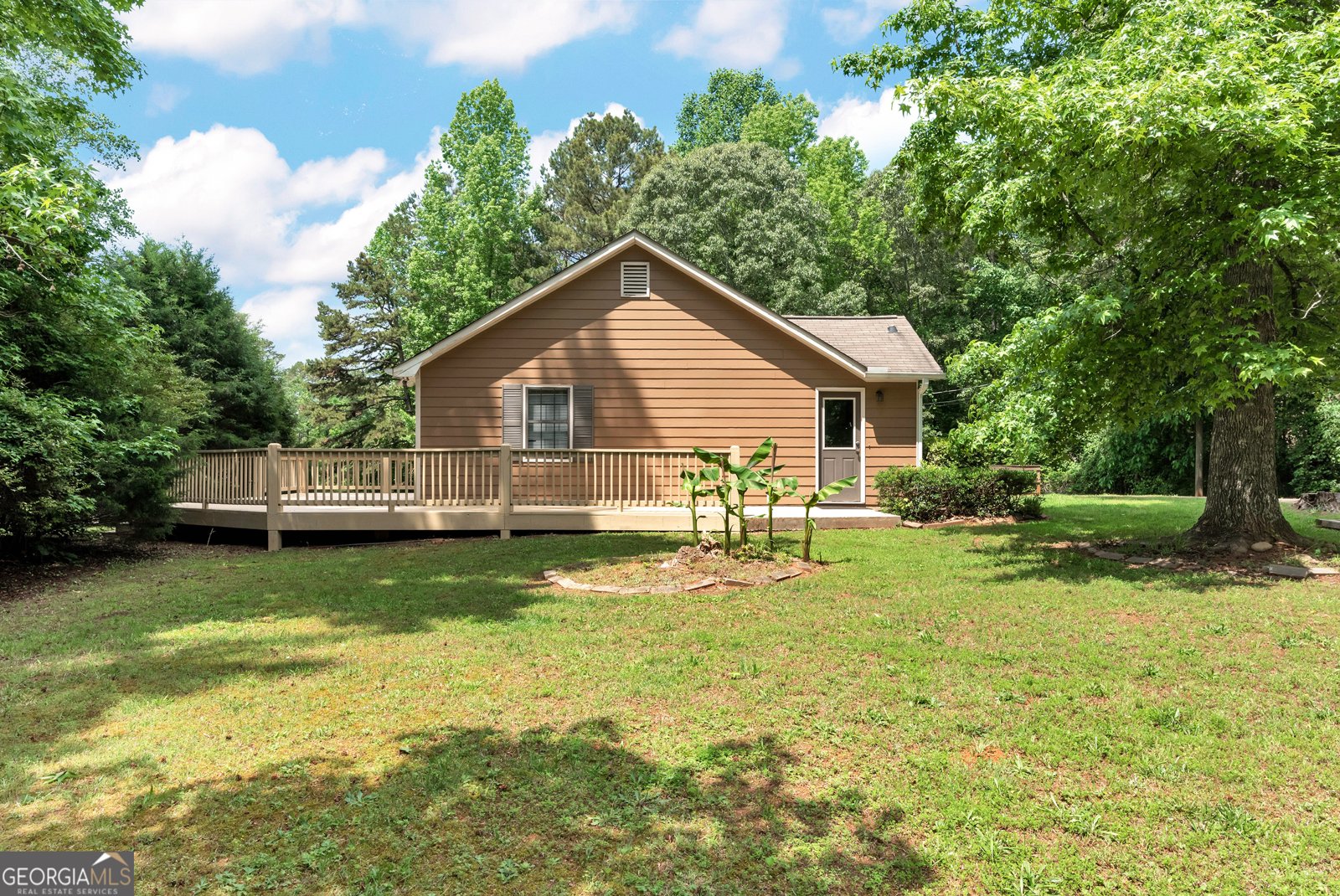 166 Walnut Cove Dawsonville - 31