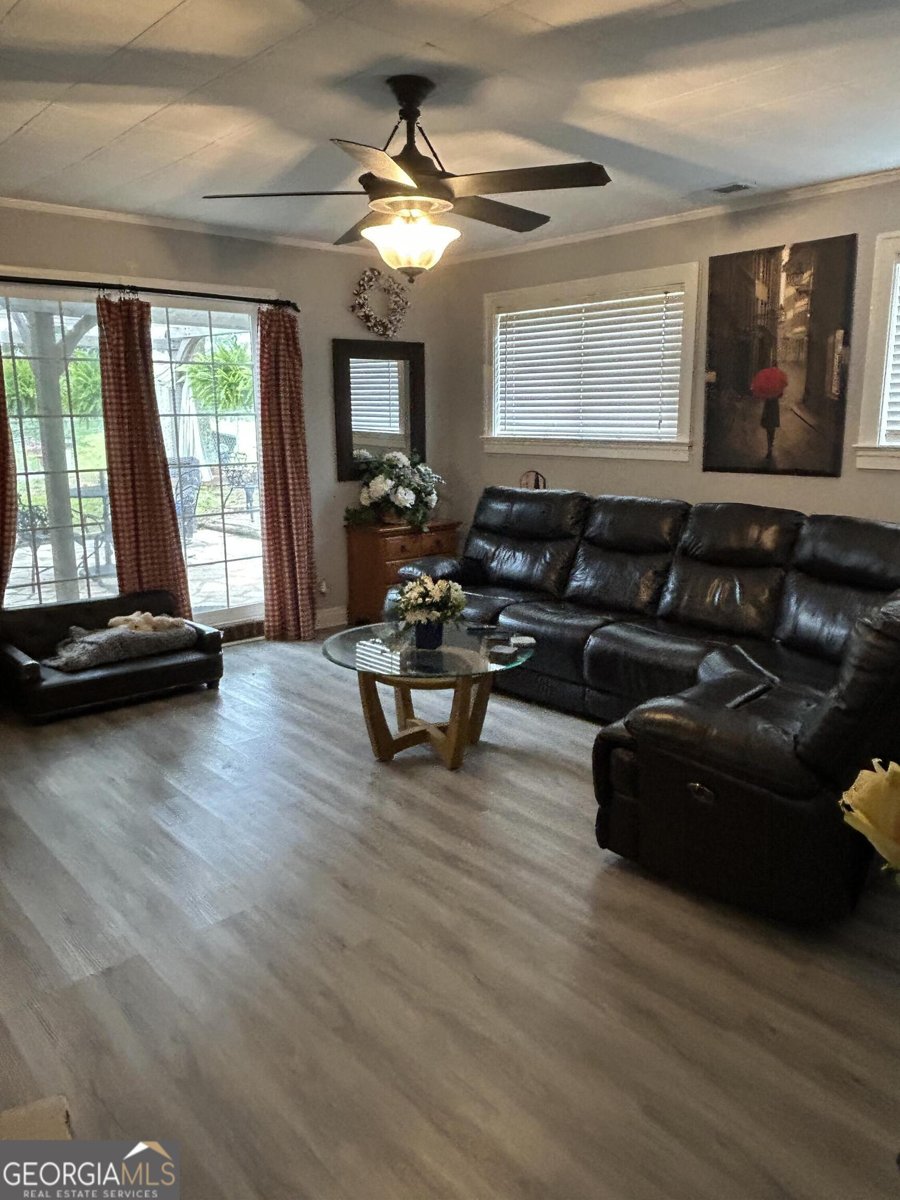815 Crawford Street Dalton - 8