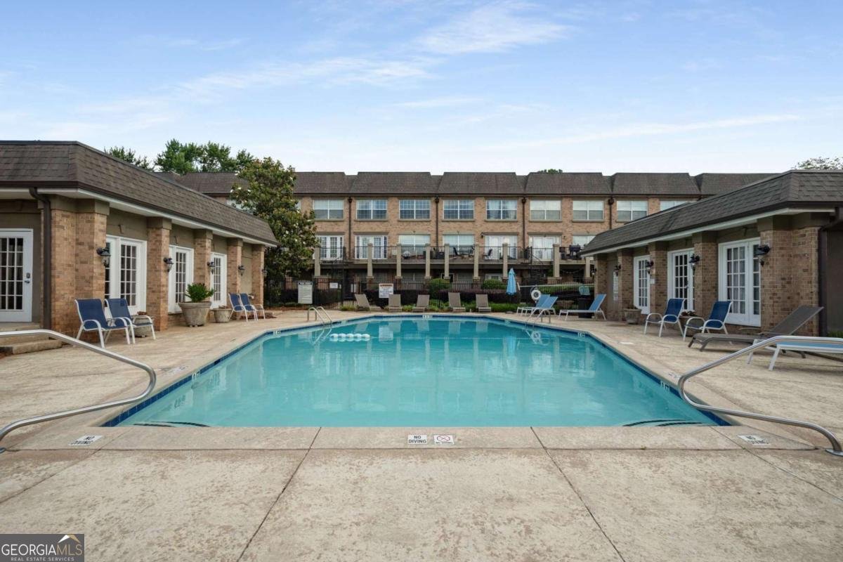6980 Roswell Road Atlanta - 25