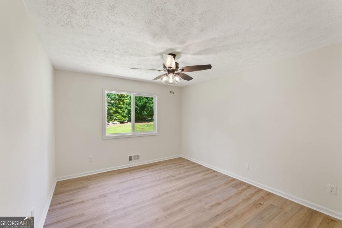 145 Devilla Trace Fayetteville - 18