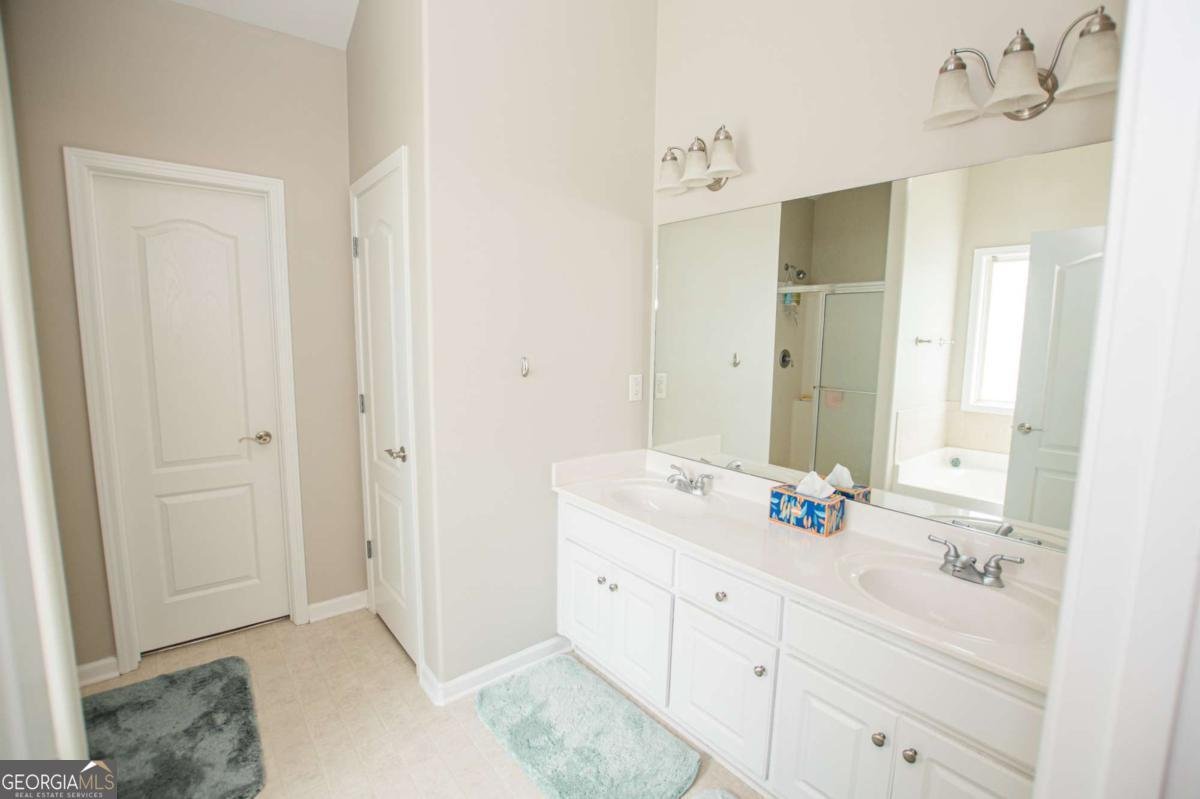 2648 Ivey Lace Court Bethlehem - 19