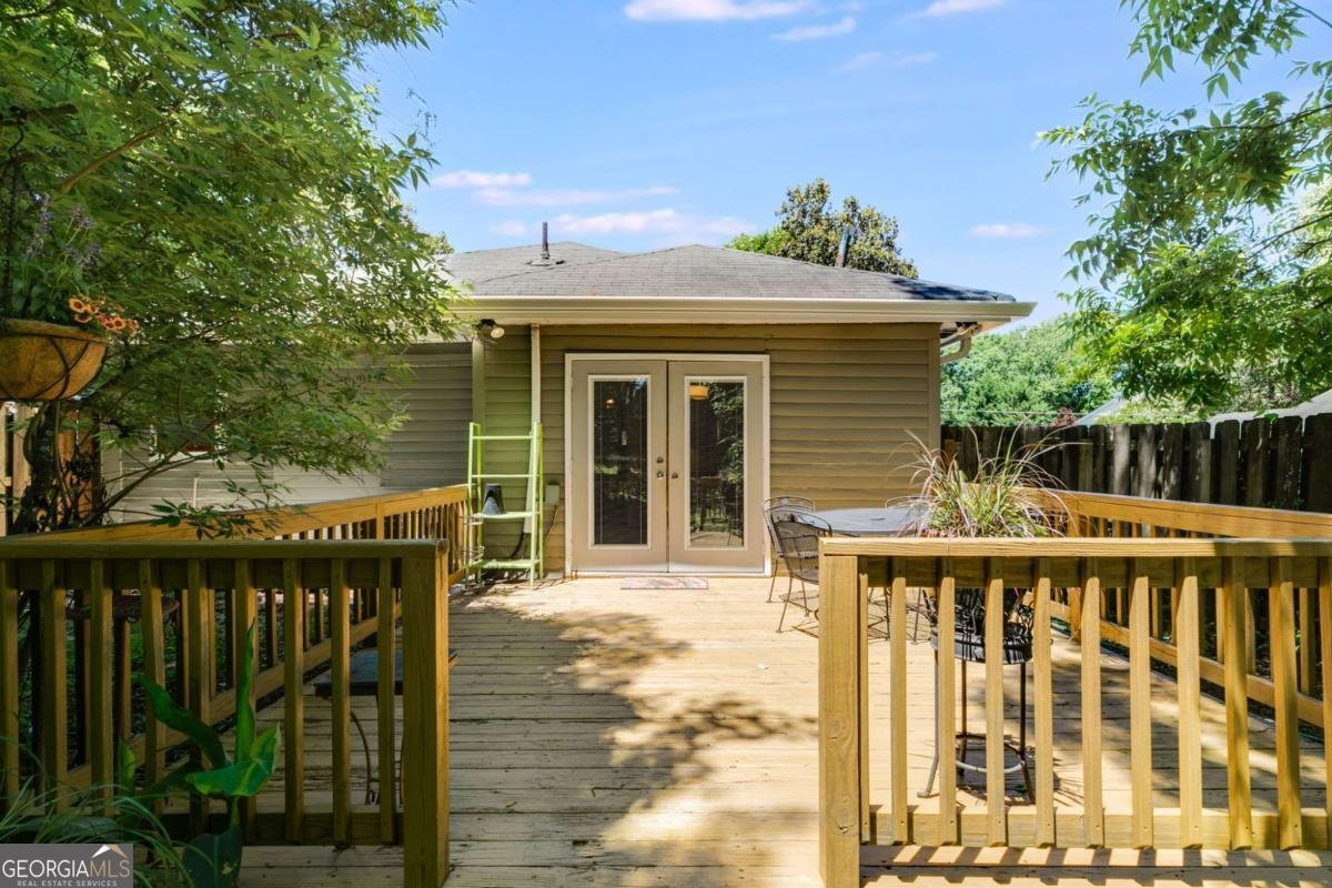 1405 May Avenue Atlanta - 33