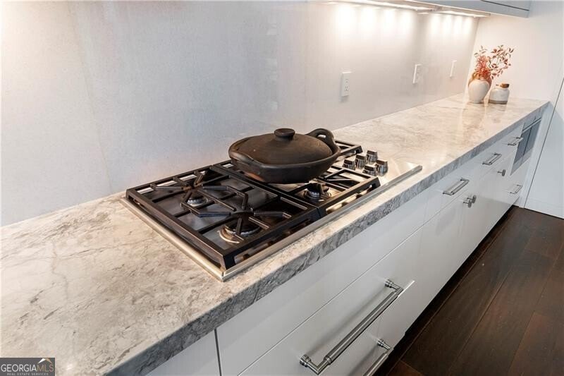 3376 3376 Peachtree Road Atlanta - 27