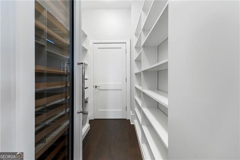 3376 3376 Peachtree Road Atlanta - 29