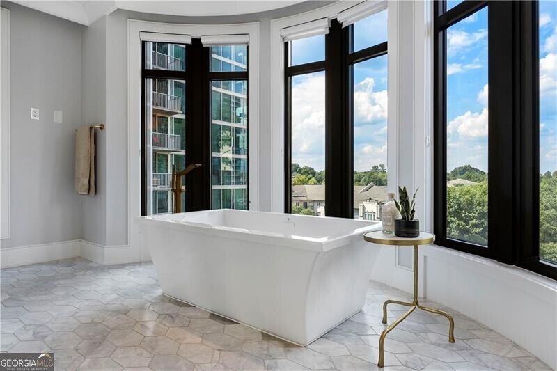 3376 3376 Peachtree Road Atlanta - 55