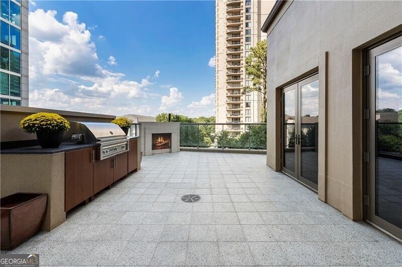 3376 3376 Peachtree Road Atlanta - 60