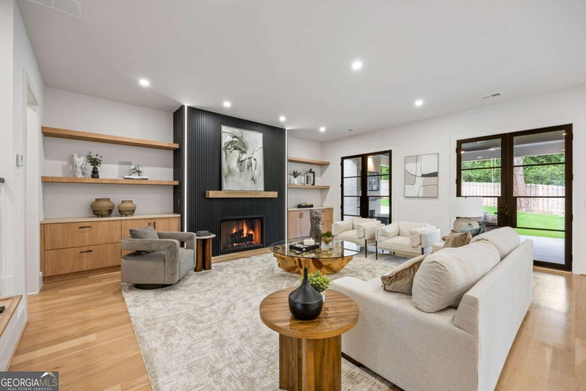 942 fairfield Drive Marietta - 11