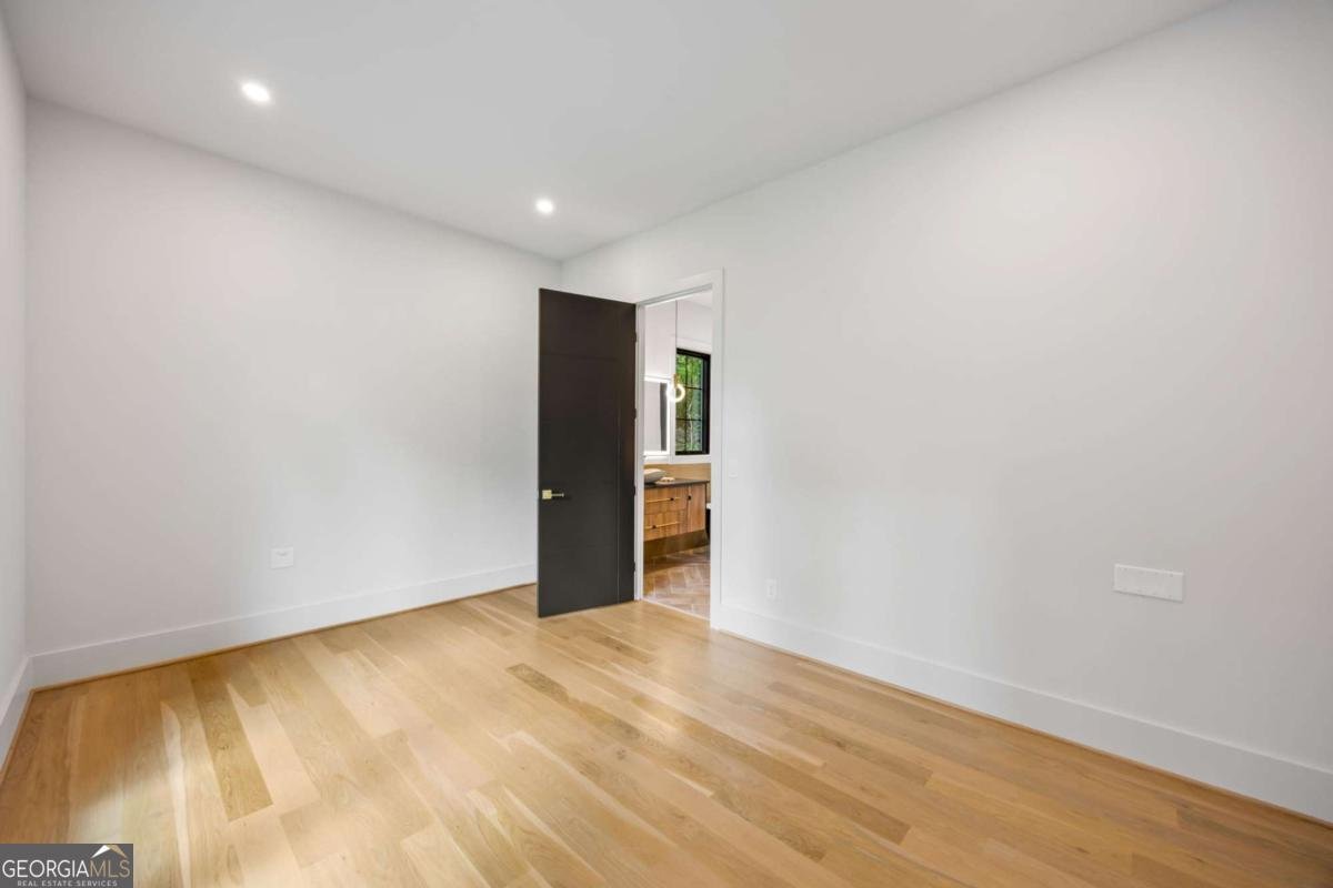 942 fairfield Drive Marietta - 36