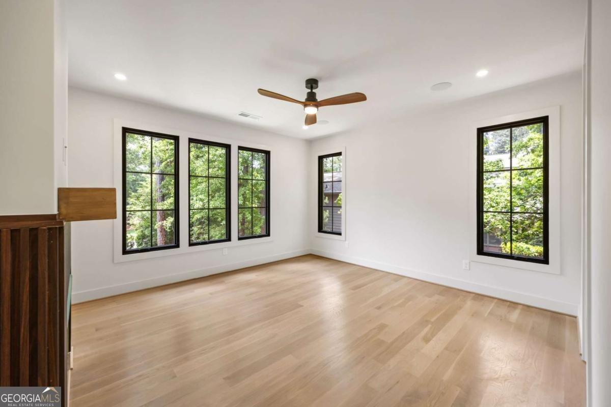 942 fairfield Drive Marietta - 41