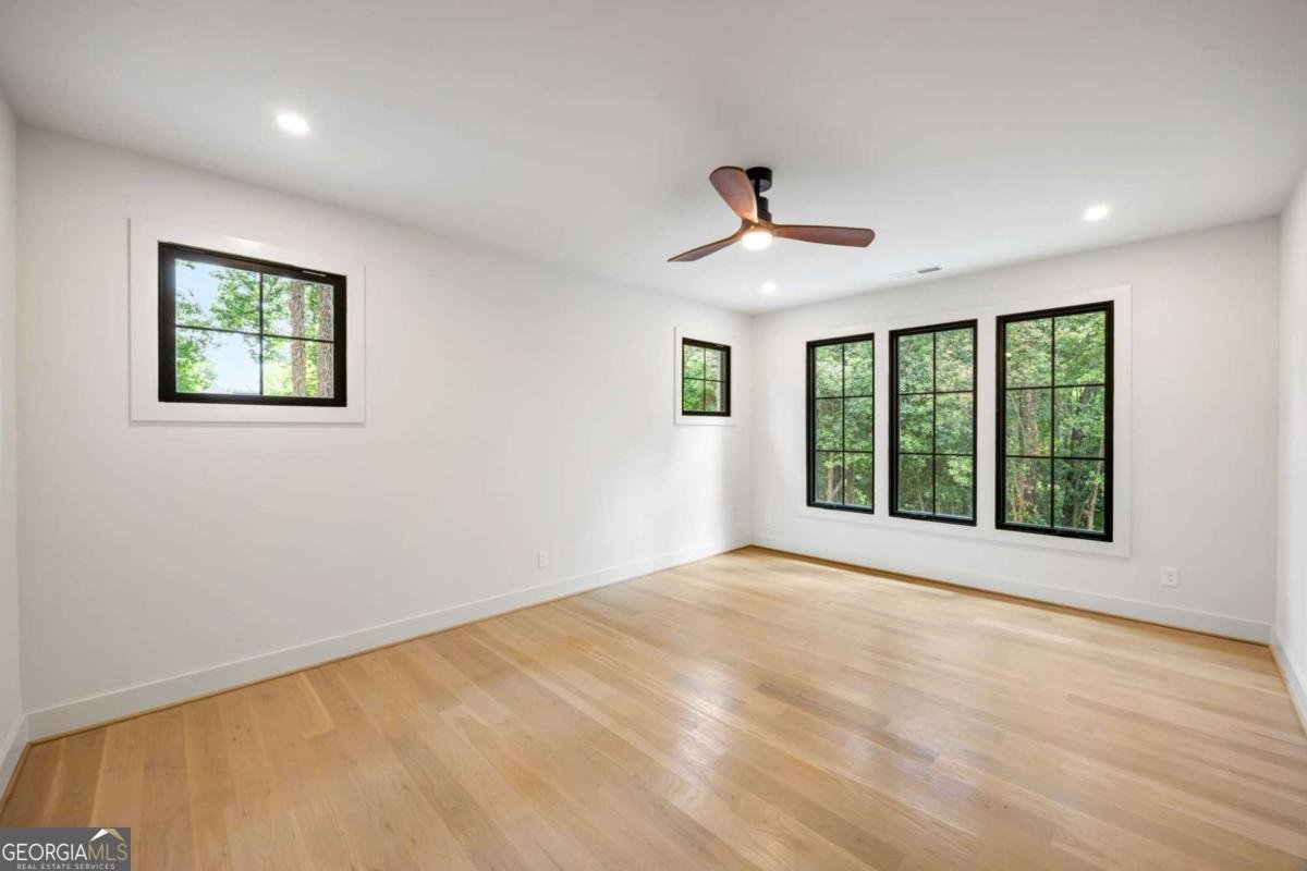 942 fairfield Drive Marietta - 49