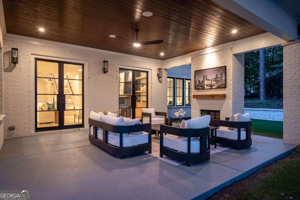 942 fairfield Drive Marietta - 63