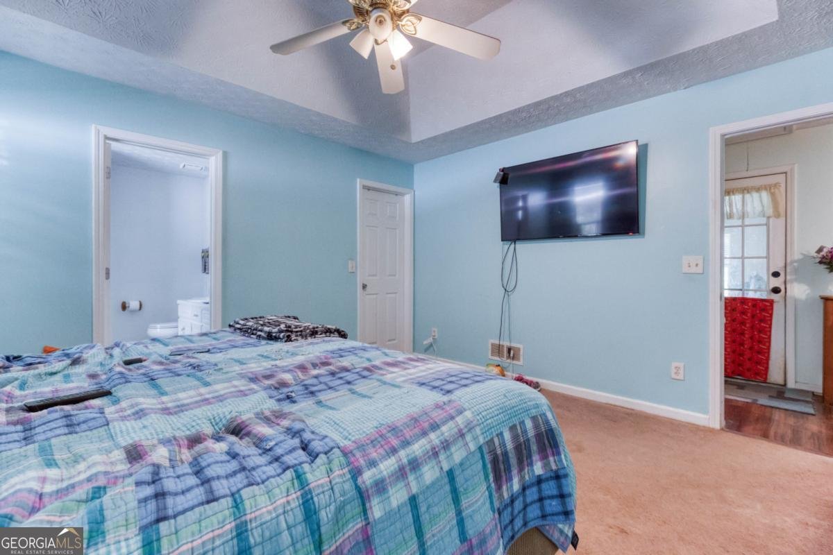 1015 Carriage Way Loganville - 19